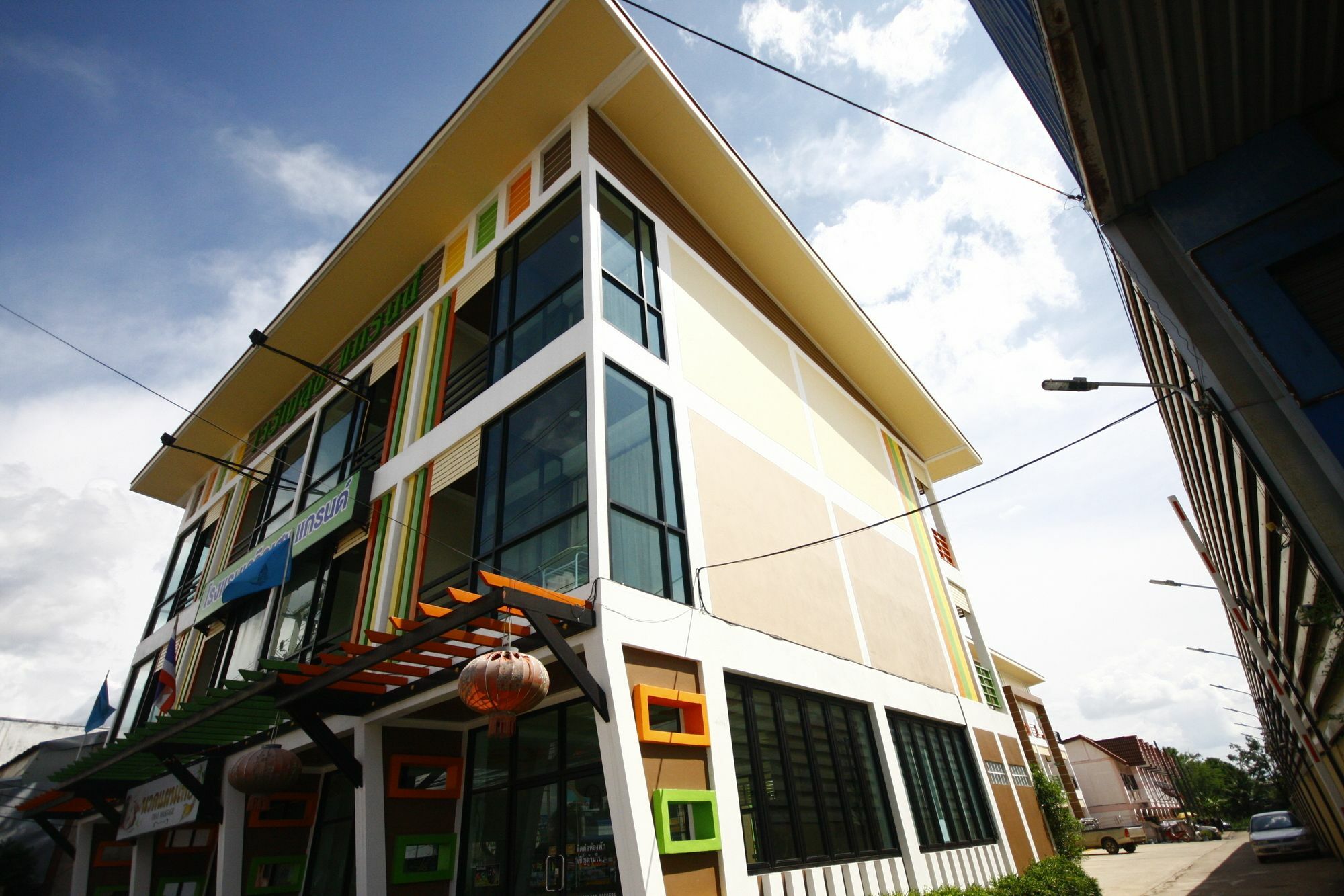 Charoensuk Grand Hotel Kabin Buri Exterior foto